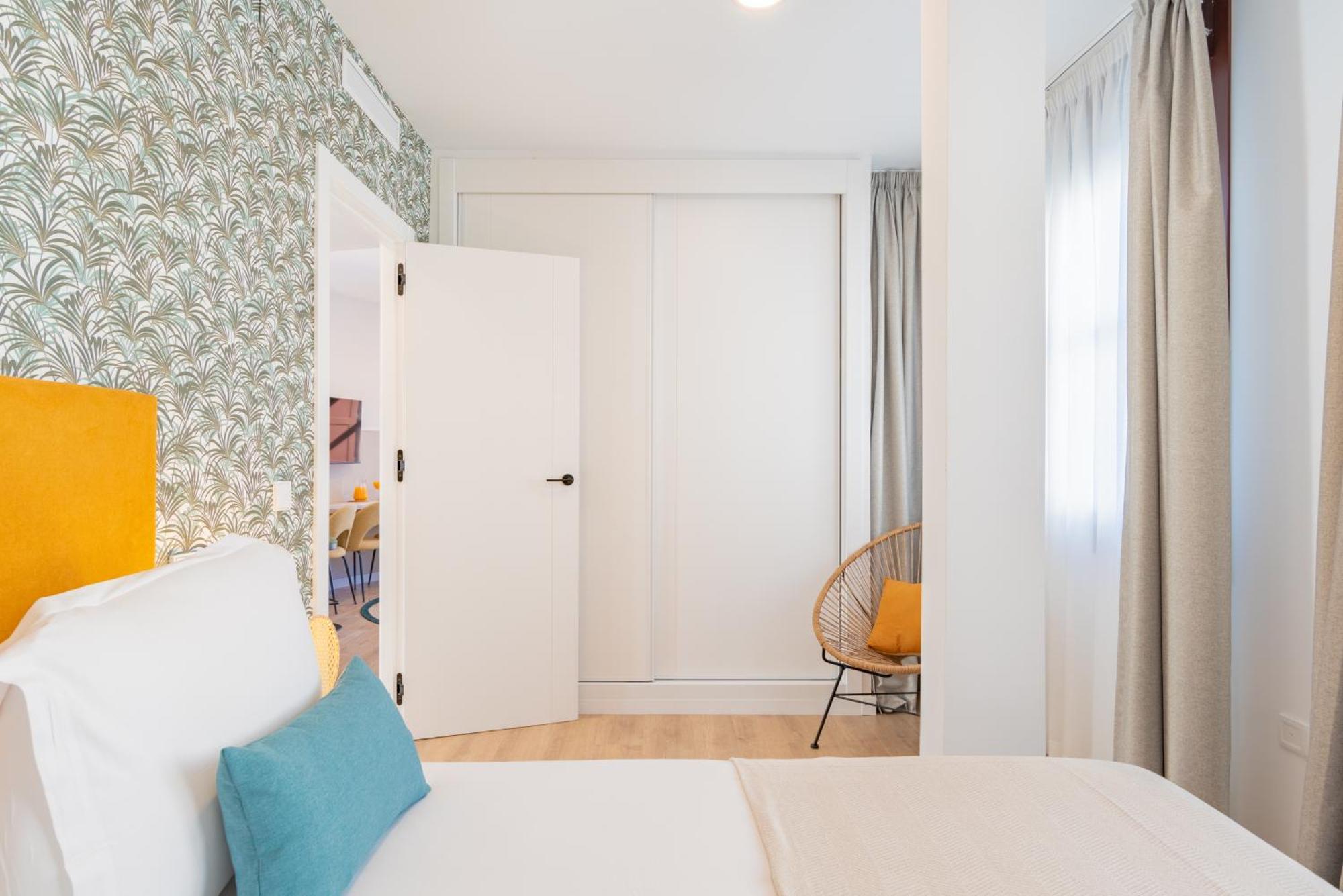 Feelathome Atarazanas Apartments Malaga Exterior photo